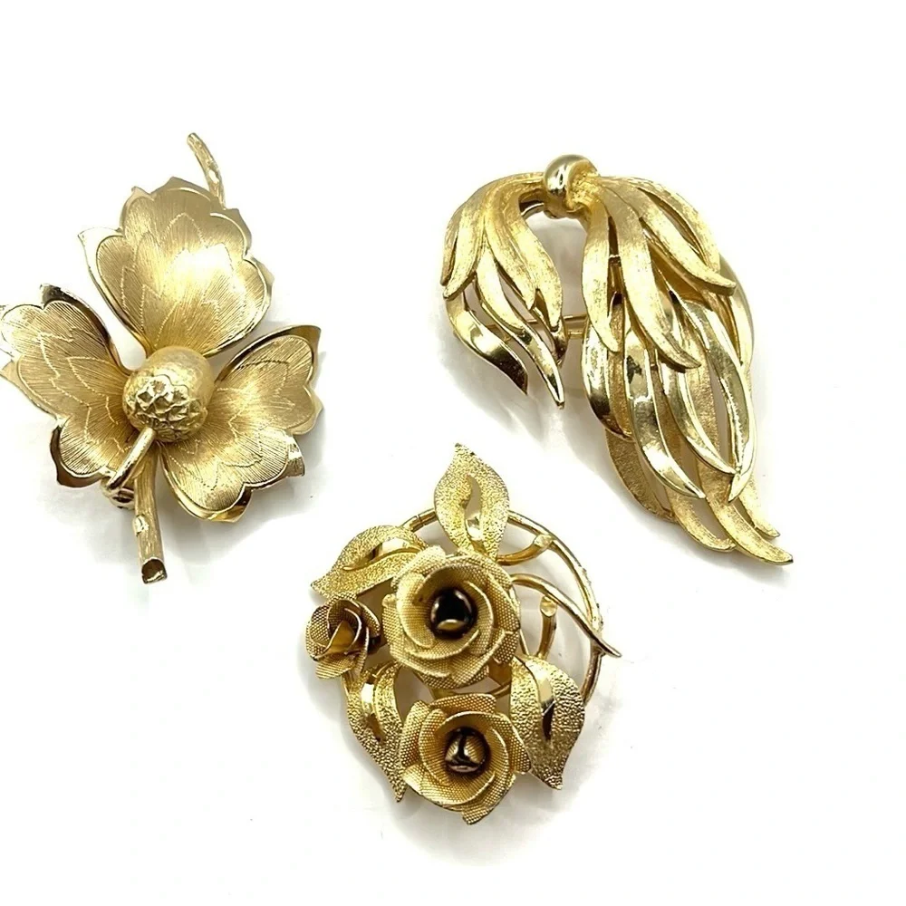 Vintage Brooches Roses Leaf Acorn Ribbon Pin Gold Tone Pins 3 VTG